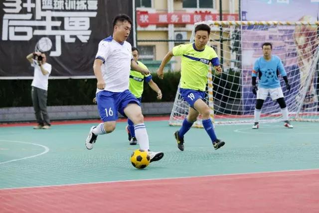 广西知名医院宣布关闭产科服务引发关注